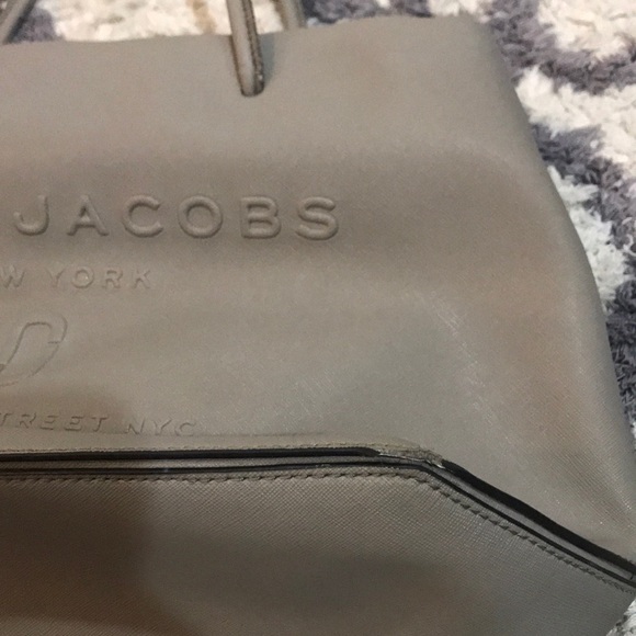 Marc Jacobs Logo grey Tote - Picture 7 of 7